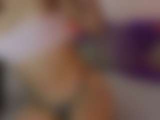 Kittymyers01's Live Sex Cam Show