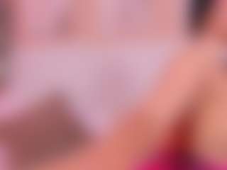 Live cam show with LisaLain - Camel Toe on Camsoda