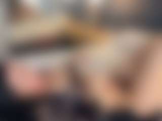 Live cam show with LiveOmWallStreet - Fetish on Dolls Live