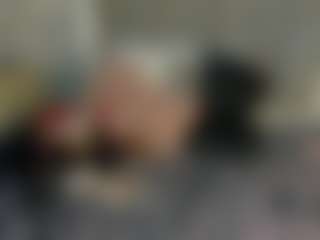 Live cam show with penelope-cox - Moaning on sexytreat.net