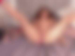 Live cam show with penelope-cox - BBW on Dolls Live