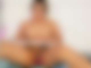 Live cam show with QuickHookupp - Middle Aged on Camsoda