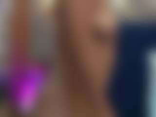 Live cam show with QuickHookupp - Role Play MILF on madthumbs