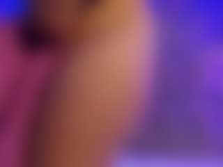 Live cam show with ScarletBlondie - Slap on Cam Slut
