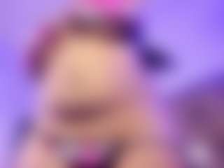Live cam show with ScarletBlondie - BBW on Camsoda
