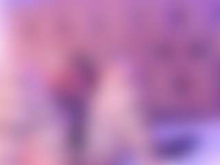 Live cam show with ScarletBlondie - Fingering MILF on boobsie.com