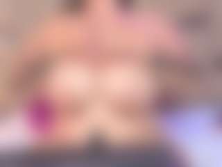 Live cam show with ScarletBlondie - Public BBW on Ass Tok