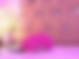 Live cam show with ScarletBlondie - Green Eyes on Camsoda