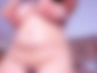 Live cam show with ScarletBlondie - Flashing on liverealitysex.com