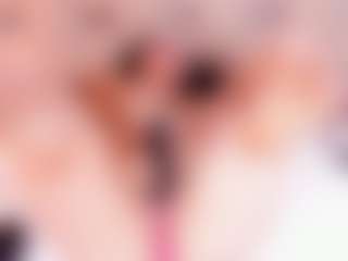 Live cam show with ScarletBlondie - Curvy MILF on StripNow