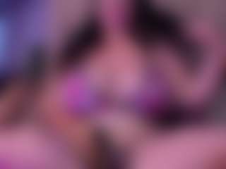 Live cam show with ScarletBlondie - Lovense MILF on Dare Cams