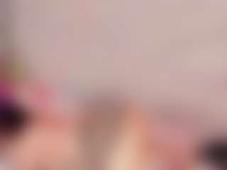 Live cam show with SweettGrace - Average on Camsoda