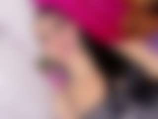 Live cam show with alessia-fichers - Black Hair on Gym Cam Girls