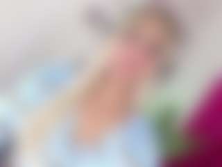Live cam show with alessia-fichers - Chubby on Milf Play