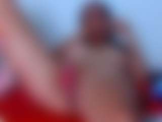 ambar69noir MILF webcam performer live streaming