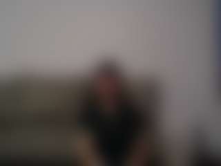 Live cam show with ArgentinaHila - Smoking on parknlotfishbdy