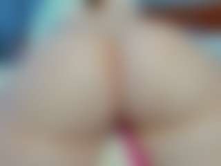 BettyBuns's Live Sex Cam Show