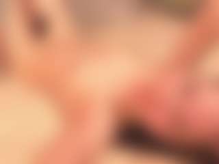 Live cam show with CrystaPutney - Hot on Sweet Sext