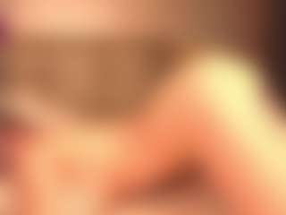 Live cam show with CrystaPutney - Hot on parknlotfishbdy