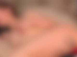Live cam show with CrystaPutney - Small on Streamer API