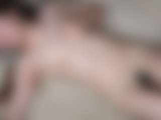 CrystaPutney's Live Sex Cam Show