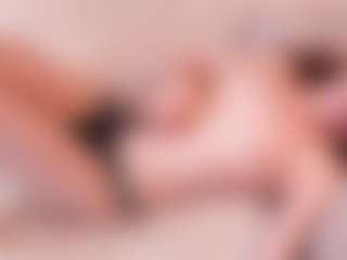 Live cam show with CrystaPutney - Panties on realtime-chat