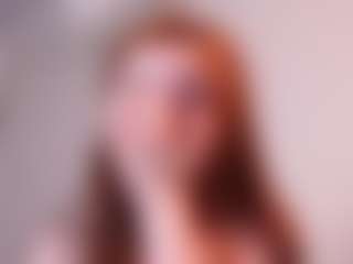 Live cam show with CrystaPutney - Smoke on anonymated.com