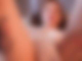 Live cam show with CrystaPutney - Booty on Porn Luv