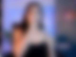 Live cam show with Emily-Loppez - Petite on AdultVida.com