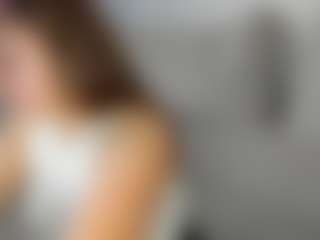 Live cam show with Foxy-Vibe - Tittyfuck on Camiplay Live