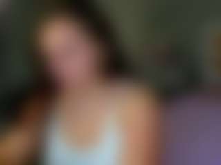 Live cam show with Foxy-Vibe - Green Eyes on sexytreat.net