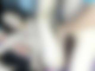 Live cam show with HeidyQueen - Teen (18+) on milfzrlive.com