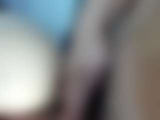 Live cam show with HeidyQueen - Brown Hair on Camsoda