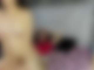 Live cam show with HeidyQueen - Skinny on sexylivex.com