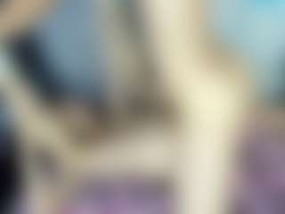 Live cam show with HeidyQueen - Strip on Milf Play