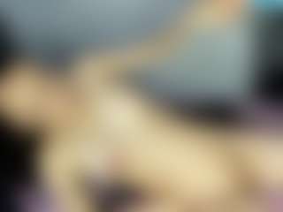 Live cam show with HeidyQueen - Skinny on UwU Esports