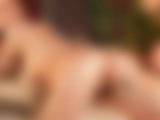 Julcy-Peach's Live Sex Cam Show