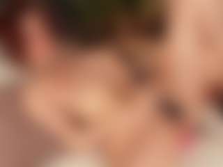 Julcy-Peach's Live Sex Cam Show