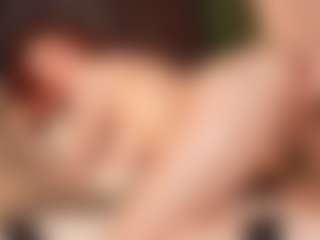 Julcy-Peach's Live Sex Cam Show