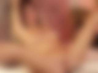 Live cam show with Julcy-Peach - Red Hair on EXY