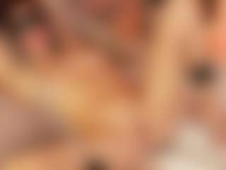 Julcy-Peach's Live Sex Cam Show