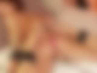 Julcy-Peach's Live Sex Cam Show