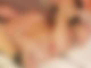Julcy-Peach's Live Sex Cam Show
