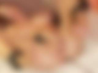 Julcy-Peach's Live Sex Cam Show