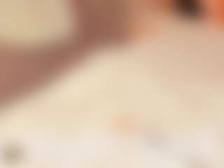 Julcy-Peach's Live Sex Cam Show