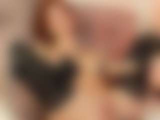 Julcy-Peach's Live Sex Cam Show