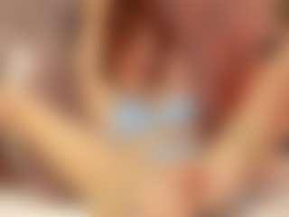 Julcy-Peach's Live Sex Cam Show