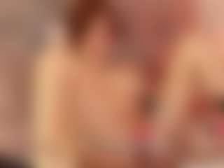 Julcy-Peach's Live Sex Cam Show