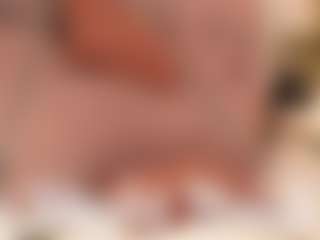 Julcy-Peach's Live Sex Cam Show