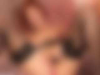Julcy-Peach's Live Sex Cam Show